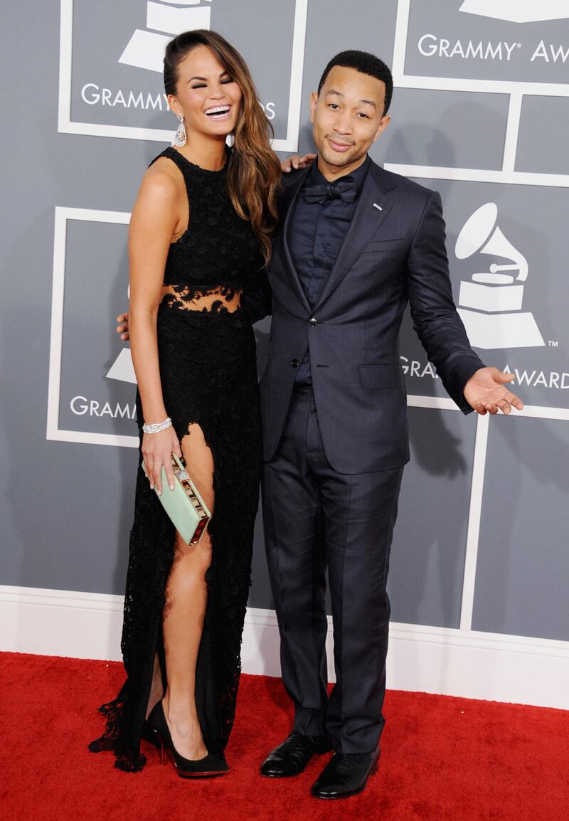 galleries/2013/02/10/grammy-awards-2013-justin-timberlake-carrie-underwood-more-photos/130210-john-legend-chrissy-teigen-grammy_zg00s1