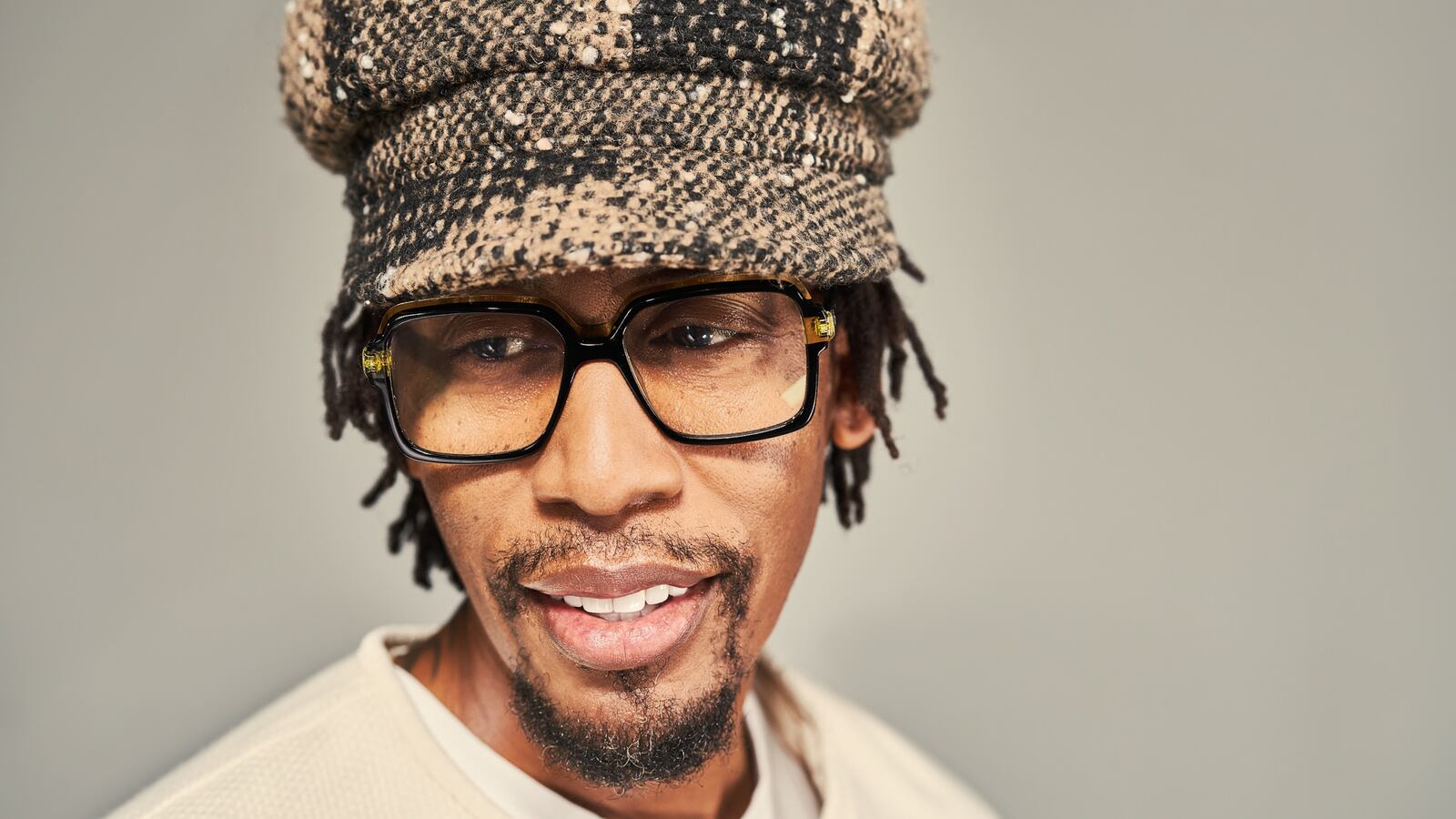 17-11-20_RAPHAEL_127_SKY__MOSESMITCHELL_wv0d3p