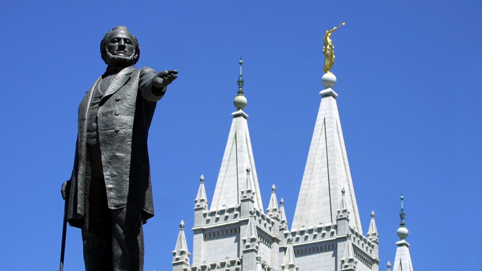 cheats/2015/11/16/1-500-mormons-quit-over-gay-rights/151116-mormon-church-cheat_irz7b6