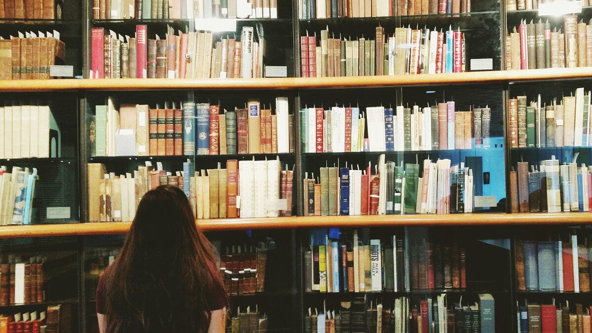 201128-hall-missing-libraries-hero_dezstt