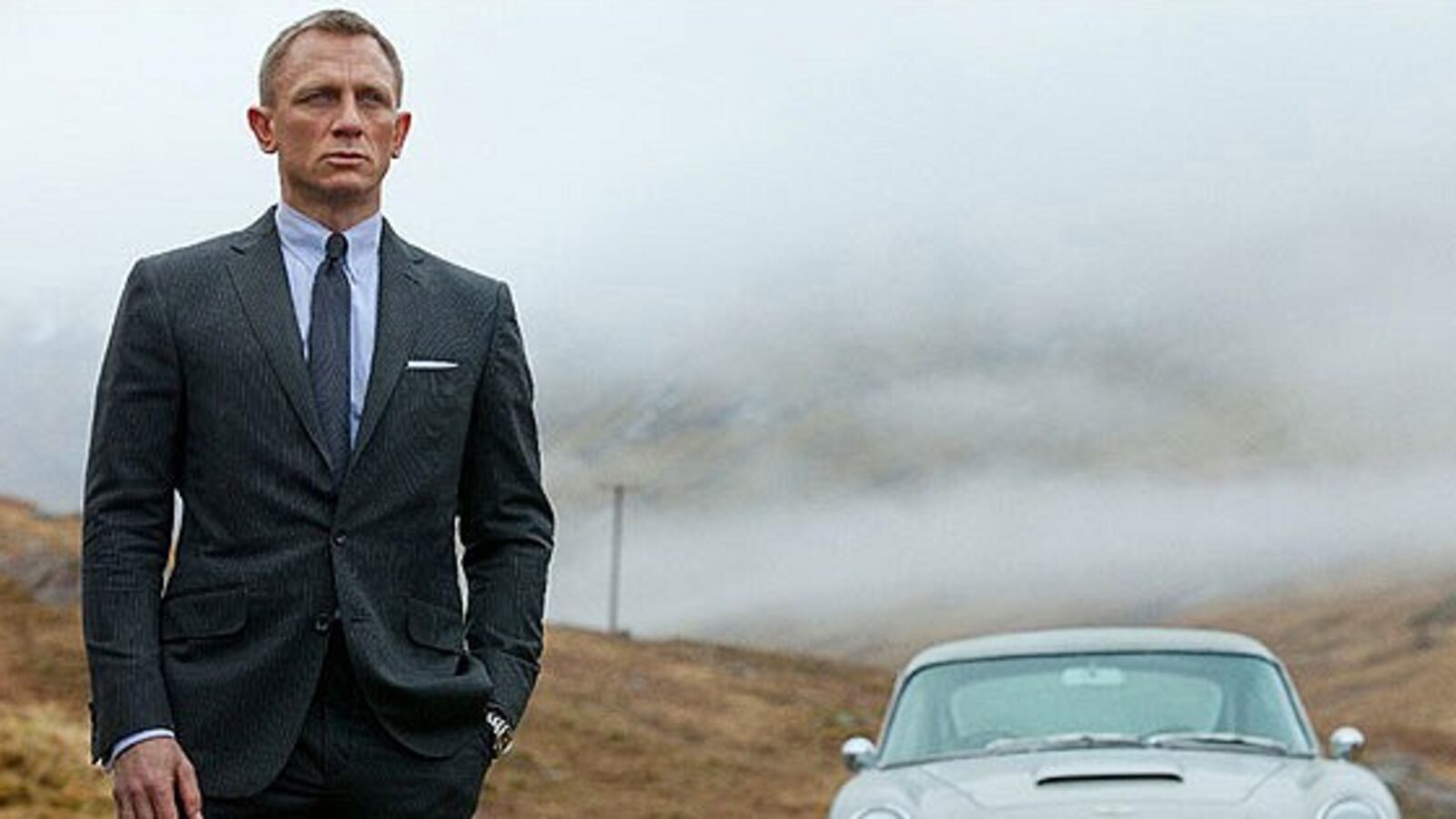 articles/2012/11/26/why-didn-t-bond-dress-like-bond/Screen_Shot_2012-11-26_at_1.57.11_PM_ryftbw