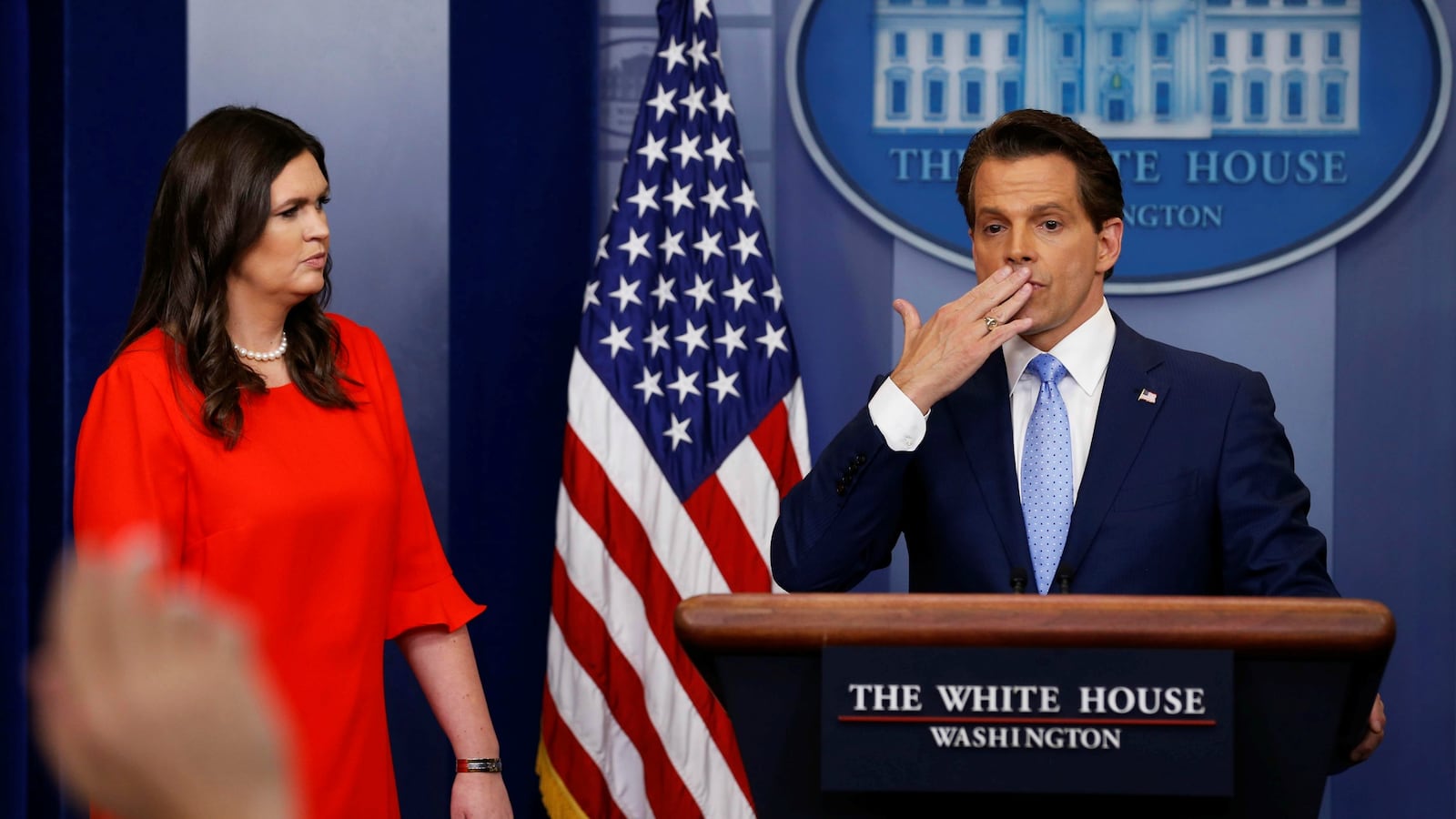 170802-scaramucci-friday-tv-event-cheat_lognsa