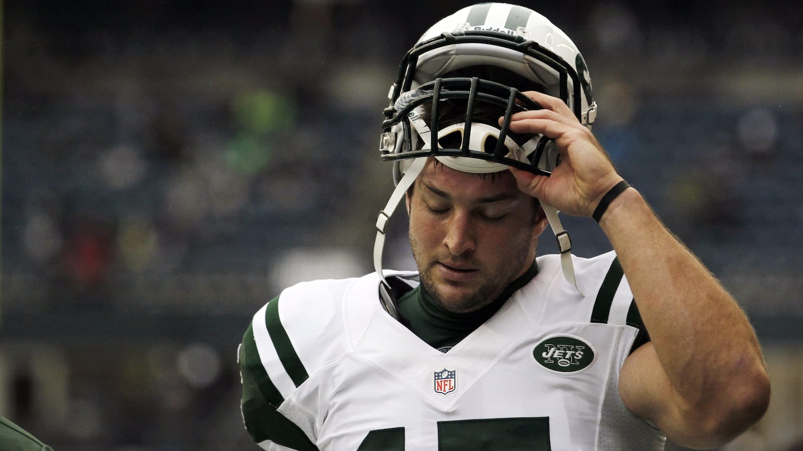 cheats/2013/02/21/tebow-yanks-megachurch-gig/tim-tebow-next-tease_l7fwbq