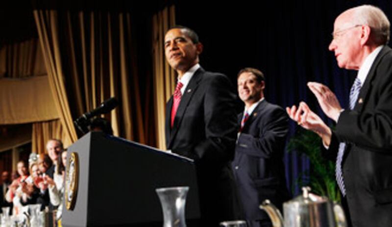 articles/2009/02/06/praying-with-obama-and-my-prison-pastor/miller-prayer-breakfast_13139_zvzrxz