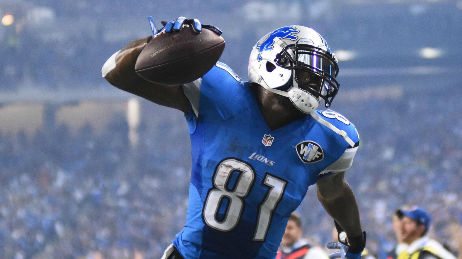 cheats/2016/03/08/nfl-star-calvin-johnson-retiring/160308-calvin-johnson-cheat_ldwgv3