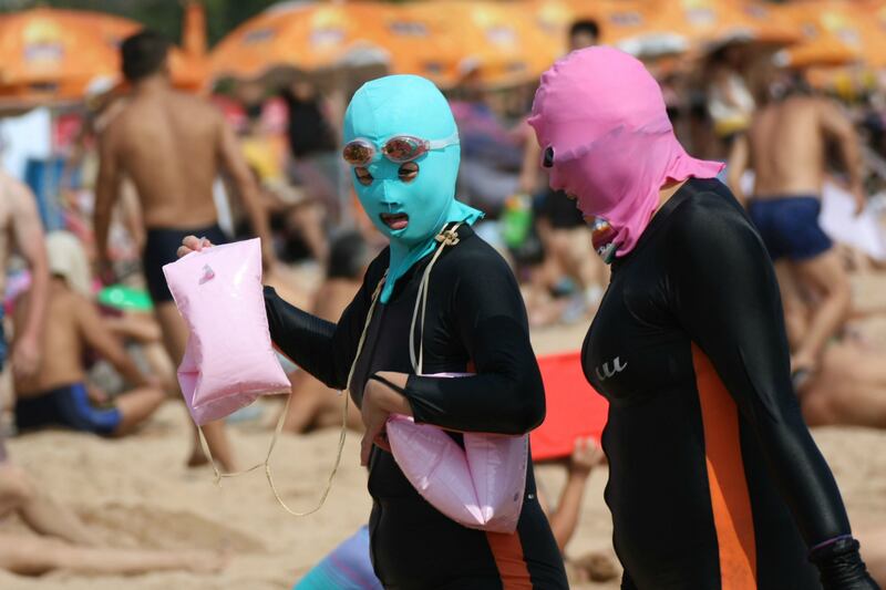 articles/2012/08/19/here-s-the-face-kini-summer-s-craziest-new-trend-photos/C-_fakepath_facekini2_imwhts
