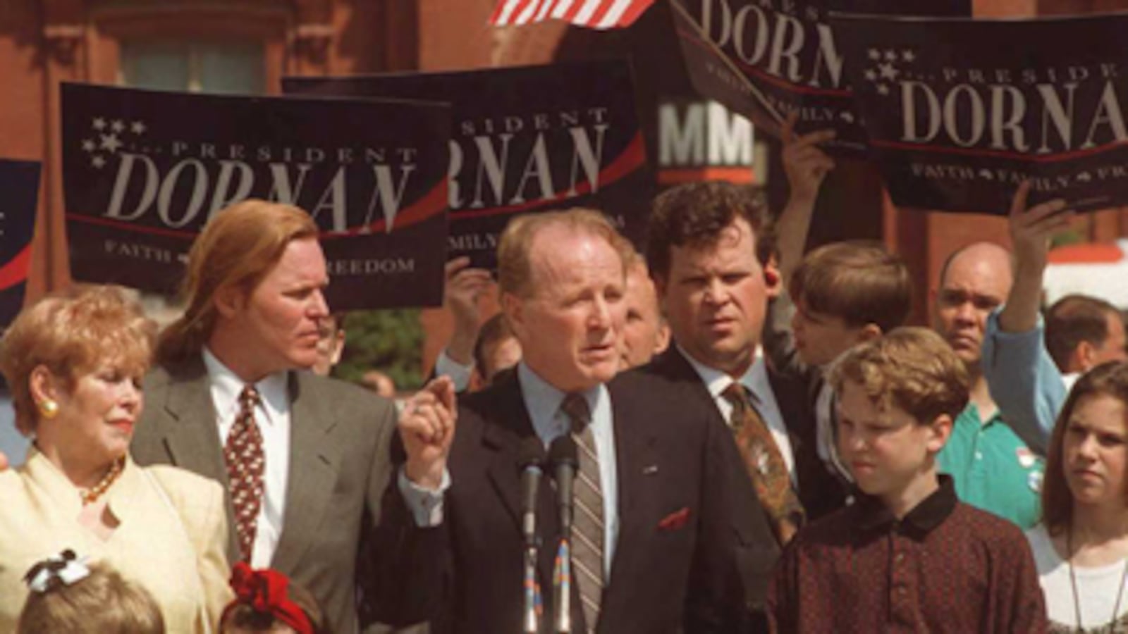 articles/2010/10/20/bob-dornan-the-original-tea-partier/curtis-dornan_135081_bu6qox