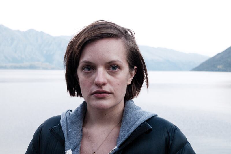 galleries/2013/01/02/what-to-watch-on-tv-this-winter-downton-abbey-more-photos/midseason-preview-14-topoflake_wxewhm