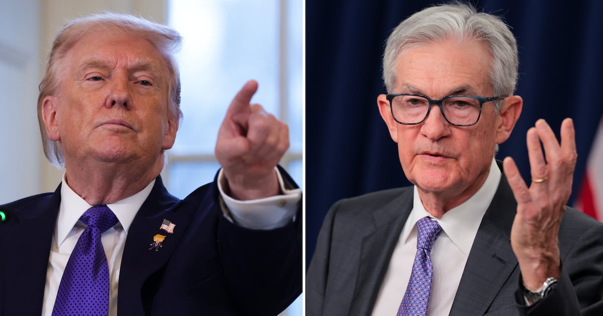 Trump Aides Secretly ‘Freaked Out’ About His Petty Revenge Plot