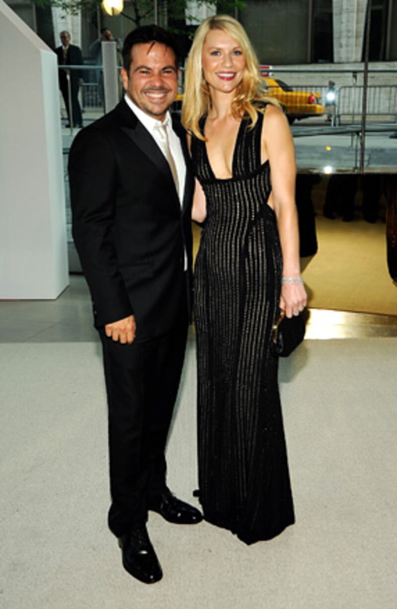 galleries/2009/06/15/the-oscars-of-fashion/cfda-red-carpet---claire-danes_rnzscu