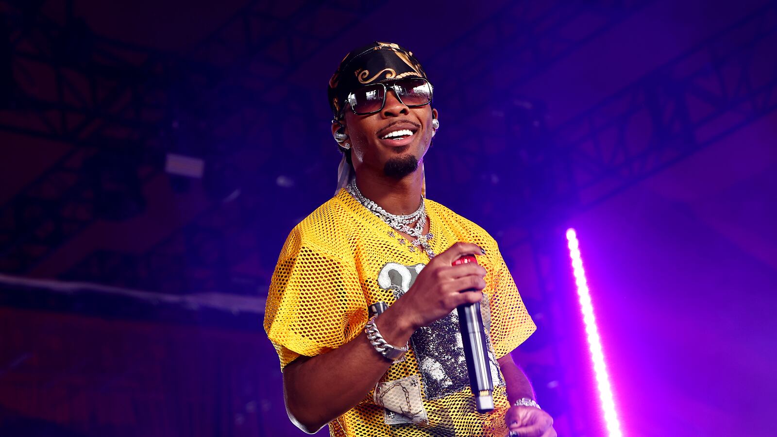 INDIO, CALIFORNIA - APRIL 20: (FOR EDITORIAL USE ONLY) d4vd performs at Gobi Tent during the 2025 Coachella Valley Music and Arts Festival on April 20, 2025 in Indio, California. (Photo by Arturo Holmes/Getty Images for Coachella)