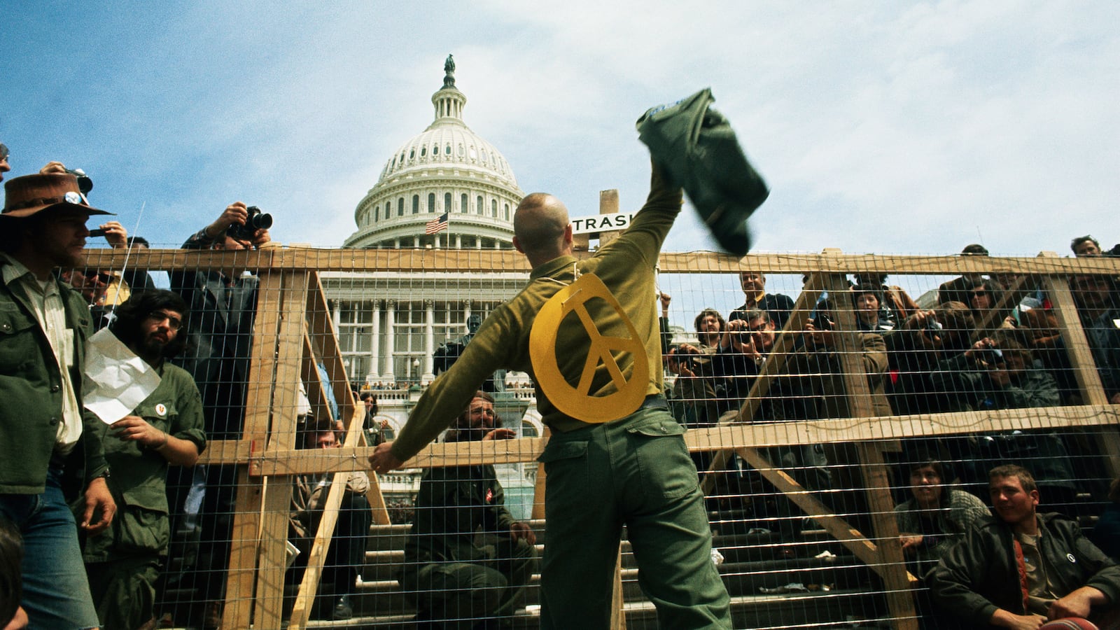 190113-greenwald-wolves-70s-hero_slgacf