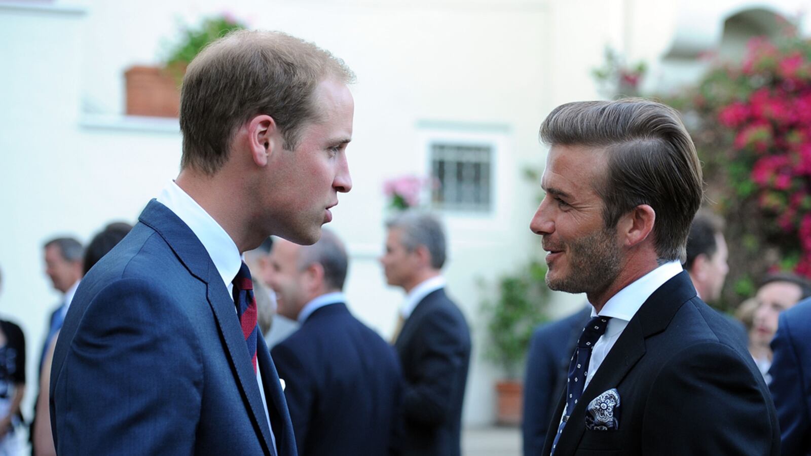 cheats/2011/07/09/will-and-kate-meet-david-beckham/beckham-royal-tour-california_gcizhc