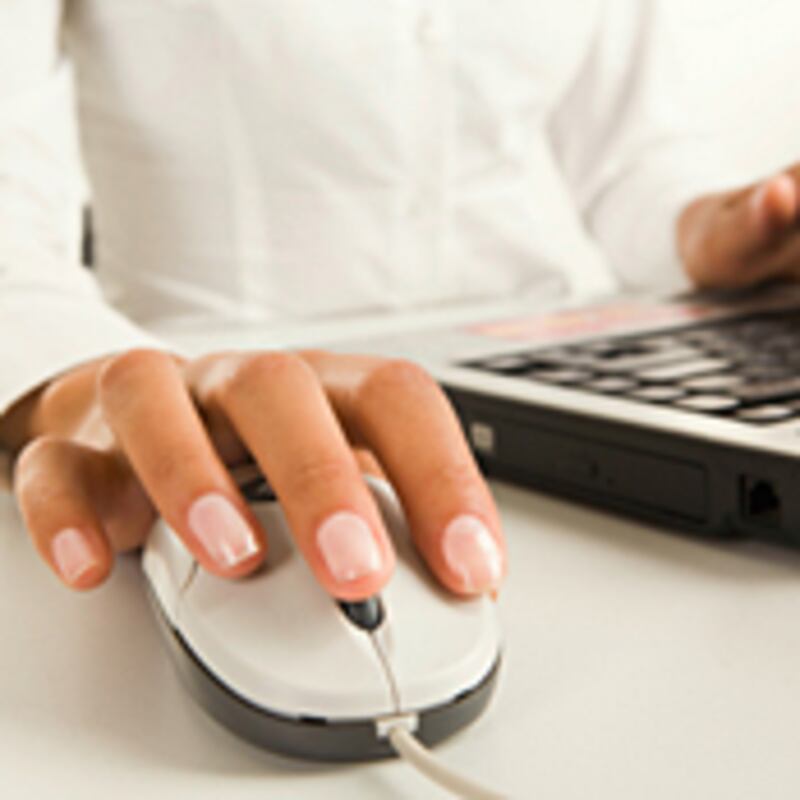 articles/2009/02/17/should-the-news-go-non-profit/osnos-future-news_14372_f2djv2