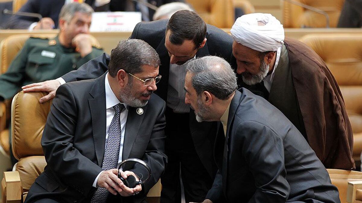 cheats/2012/08/30/egypt-s-president-slams-syria/morsi-comments-iran-syria-egypt-cheat_lbbvqn