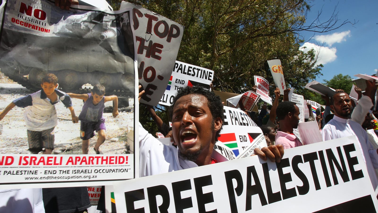 articles/2013/01/29/the-israel-debate-in-south-africa/southafricaisraelprotest-openz_zcih6a