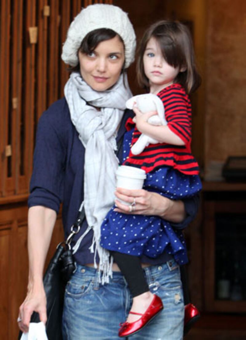 galleries/2009/07/28/movie-star-mini-mes/mini-me---katie-holmes_fkatmz