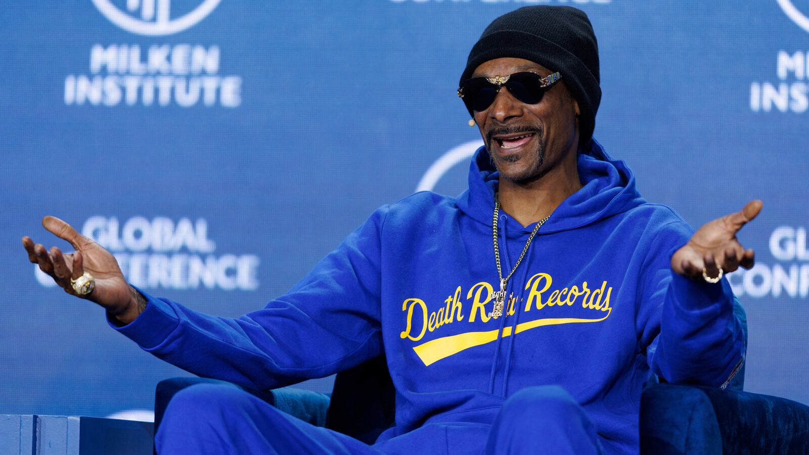 2023-05-03T212451Z_1295050949_RC28R0ABYS6A_RTRMADP_3_MILKEN-CONFERENCE_n9g8ix