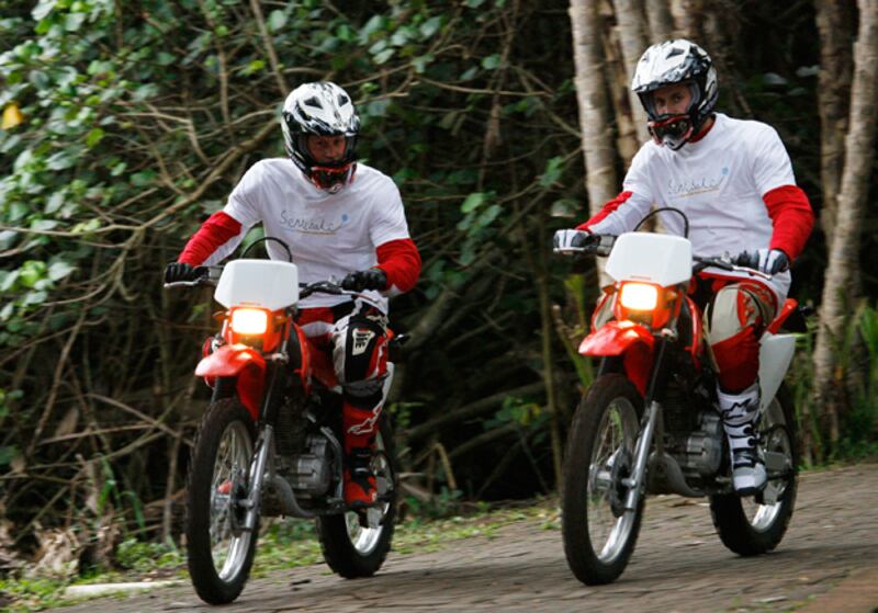 galleries/2010/11/17/prince-harry/prince-harry---15_k8ioml