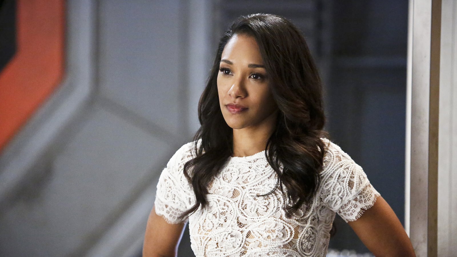 articles/2016/05/24/the-flash-s-candice-patton-on-how-iris-west-broke-the-superhero-girlfriend-curse/160523-leon-iris-west-tease_oq3pgn
