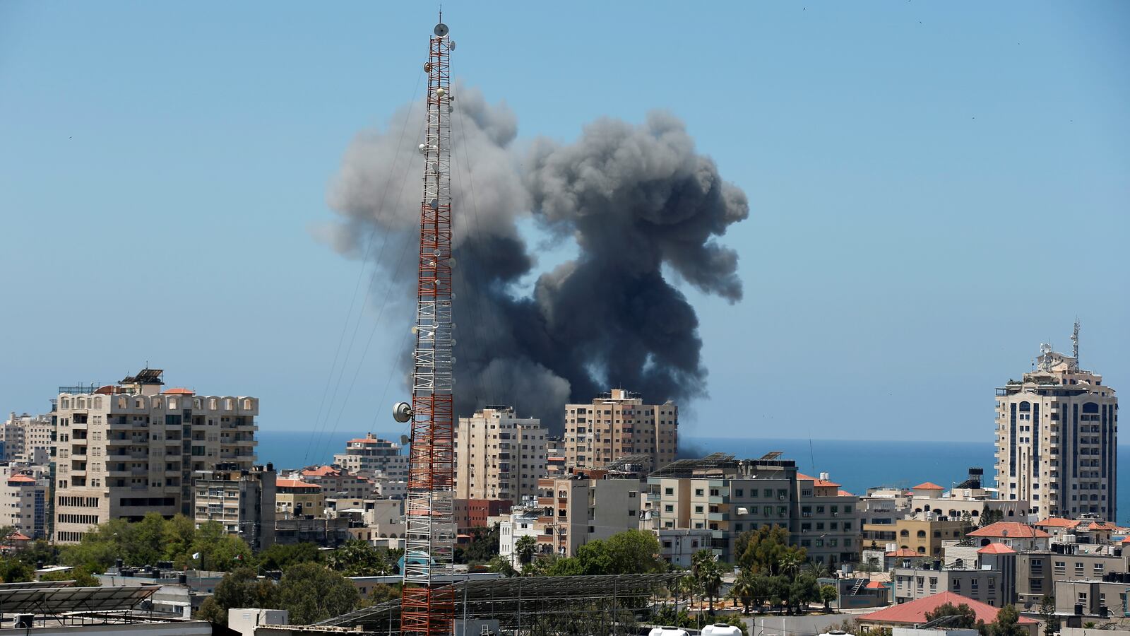 2021-05-13T091856Z_779978400_RC2XEN9OBL3G_RTRMADP_3_ISRAEL-PALESTINIANS_cxr8xv