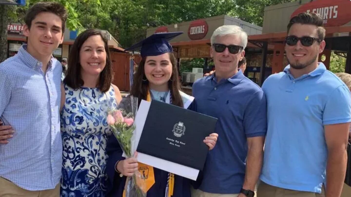 Screen_Shot_2022-08-18_at_6.07.59_PM_hcvq8a