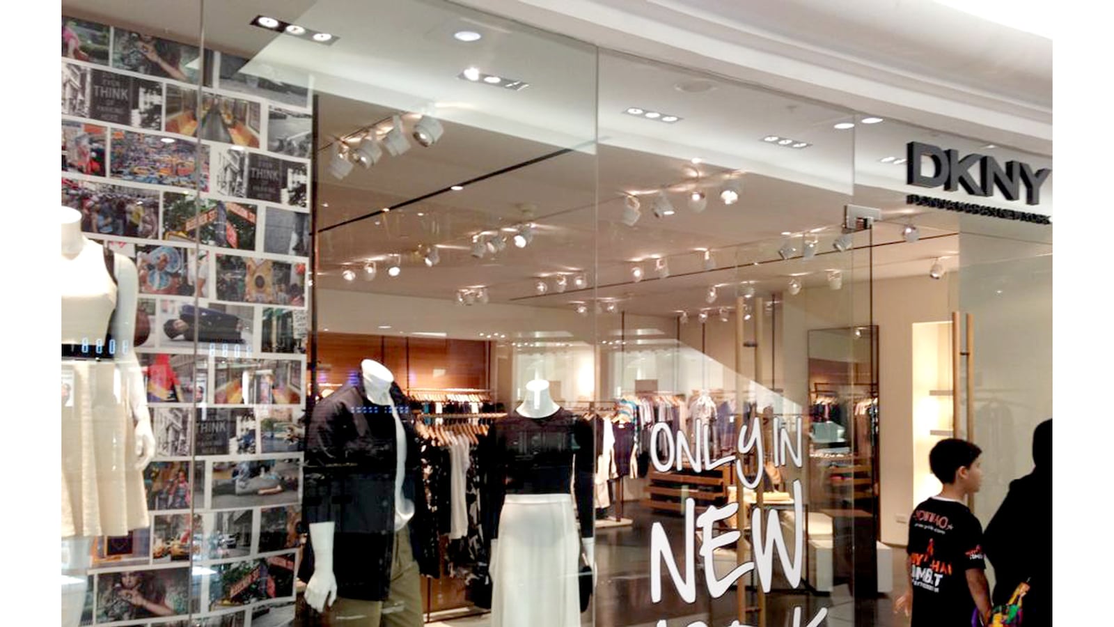 articles/2013/02/25/oops-dkny-admits-using-blogger-s-photos-without-permission/130225-dkny-stanton-tease_zseg9s