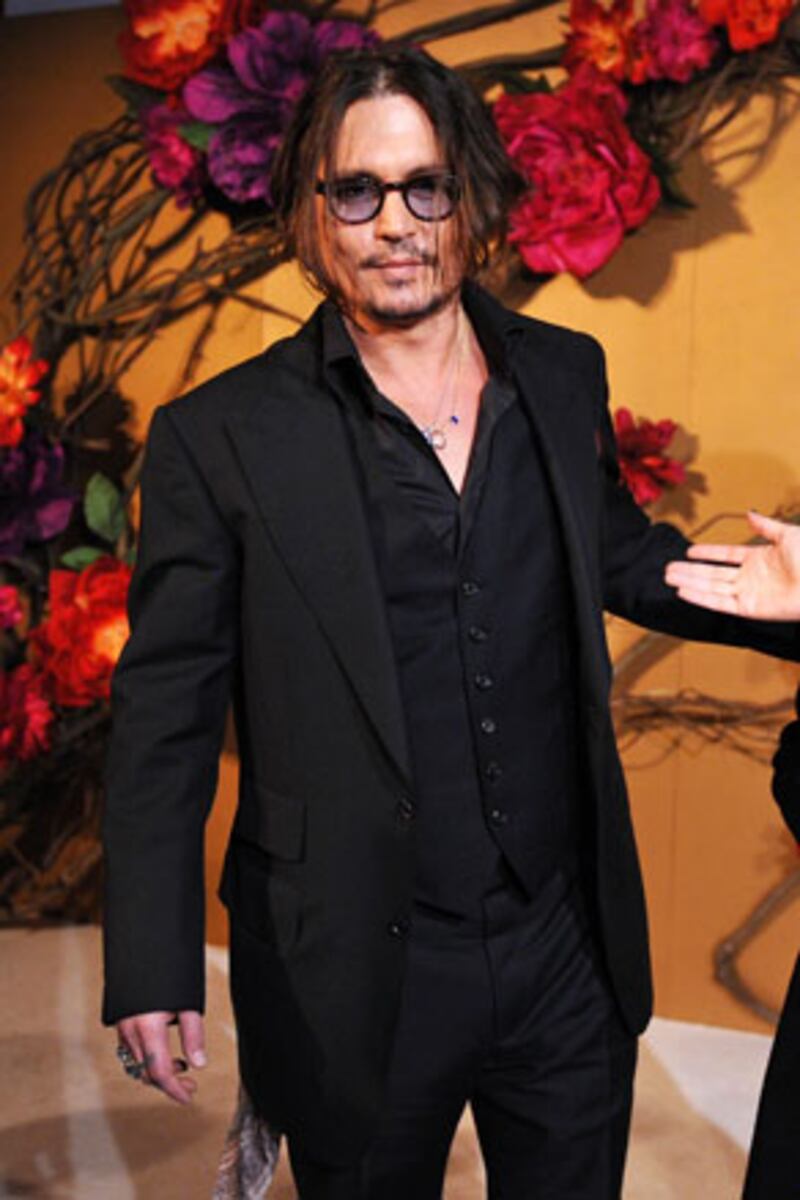 galleries/2009/11/18/tribute-to-tim-burton/red-carpet---depp_pa0uh4