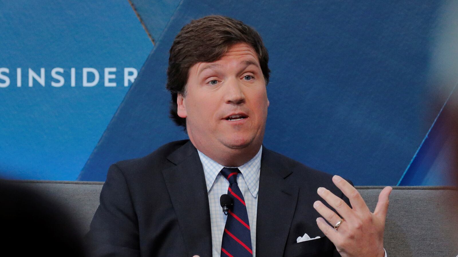 2017-11-30T171750Z_1126965720_RC1B52C46D80_RTRMADP_3_CNN-ZUCKER_afpyhu