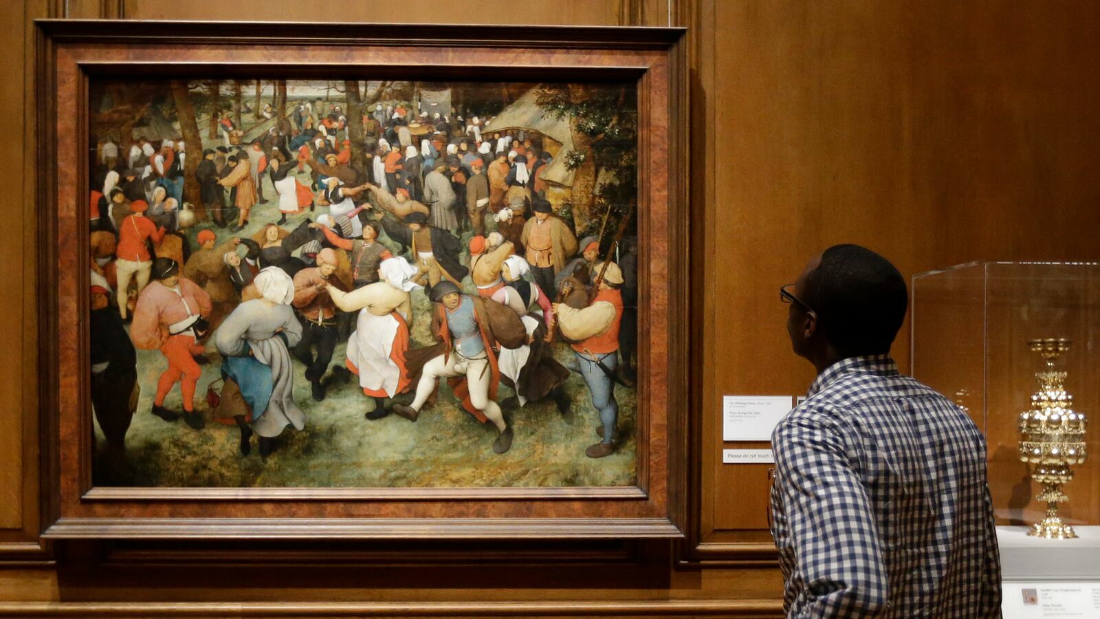 cheats/2013/12/05/christie-s-appraises-detroit-art/131205-detriot-art-cheat_ignggw