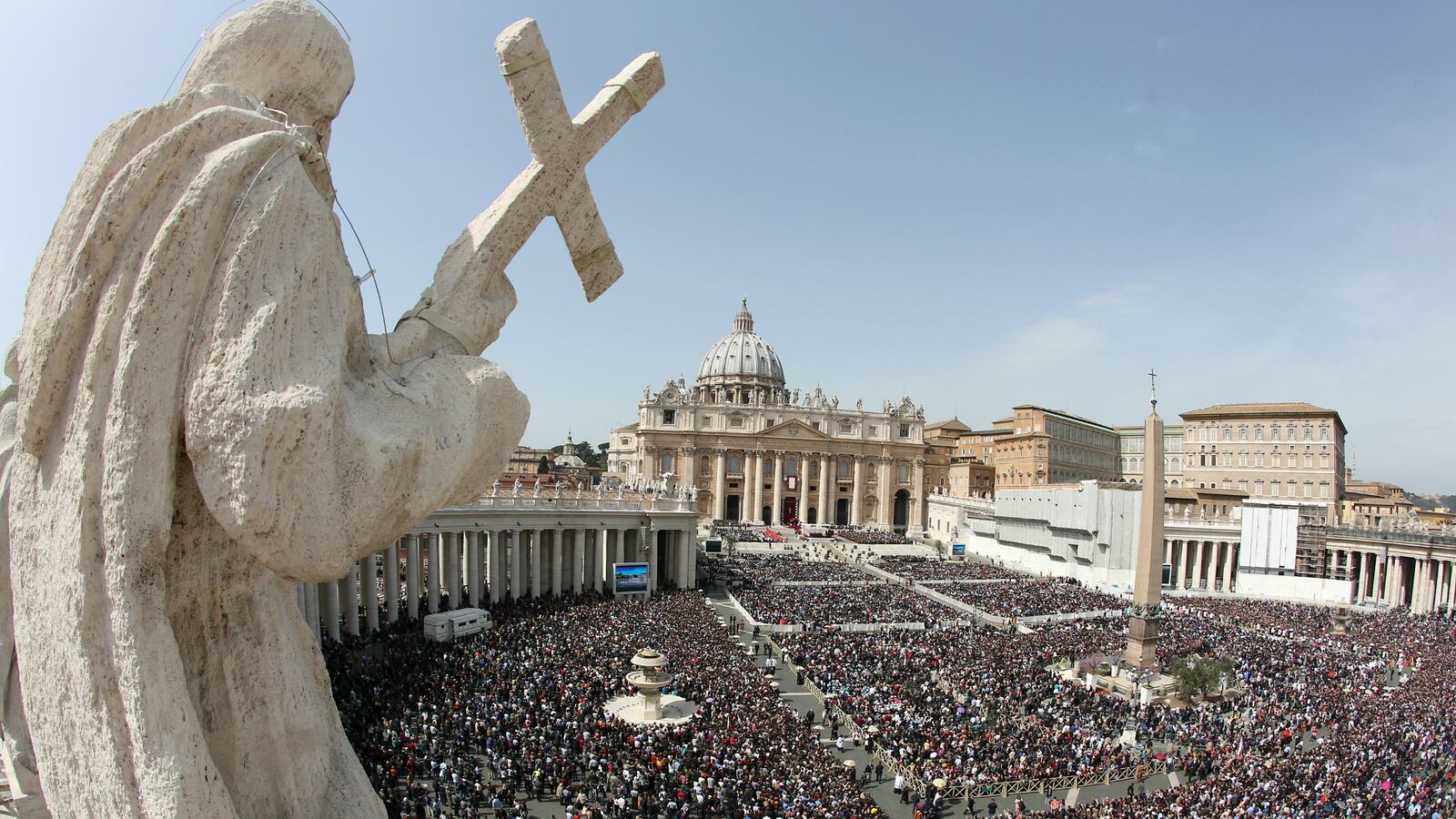 180304-vatican-gay-priests-dossier-cheat_qhqglr