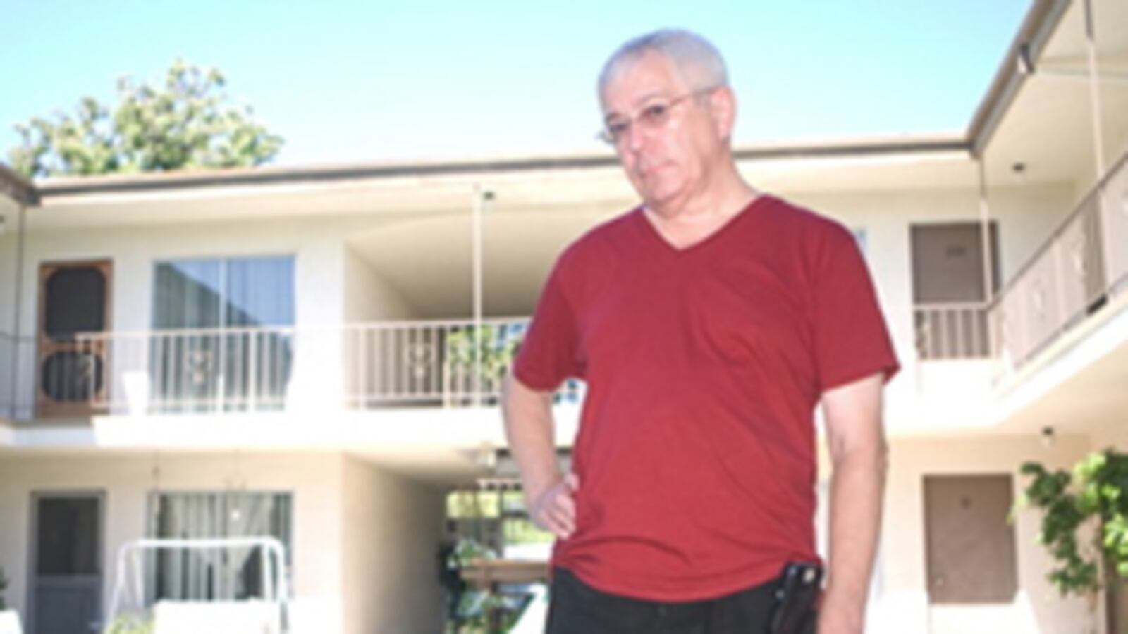 cheats/2011/12/27/former-snl-writer-found-dead/joe-bodolai-found-dead-cs_x86q9f