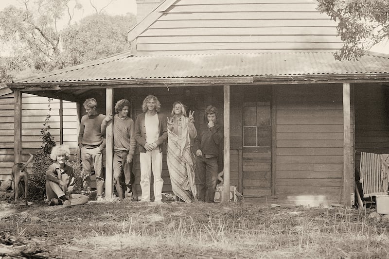 galleries/2013/04/05/a-look-at-a-golden-age-surfing-s-revolutionary-1960s-and-70s-photos/005-gal-surfing-golden-age_diwbyz