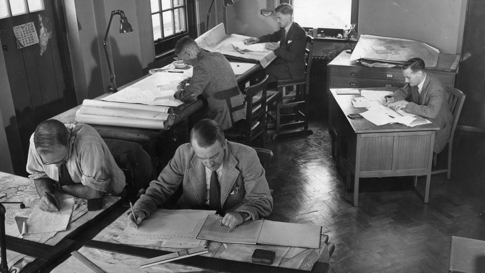 articles/2012/12/29/the-week-s-best-business-longreads-business-beast-s-picks-for-dec-30-2012/12-28-12-best-reads_mbyudw