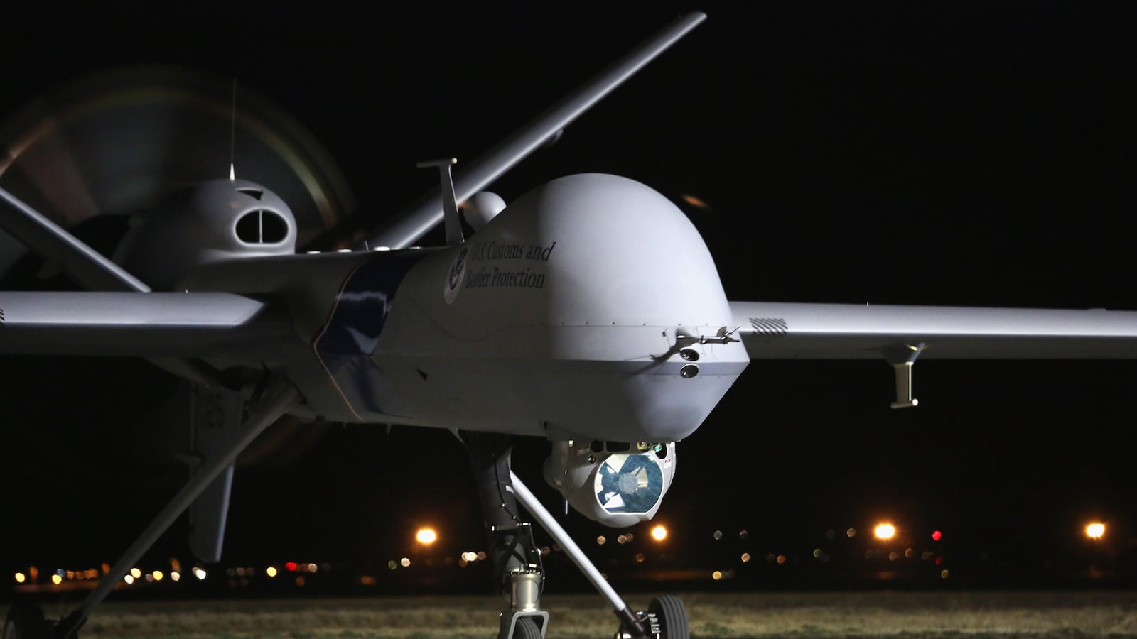 cheats/2014/06/27/bombs-over-baghdad-on-u-s-drones/140627-drones-iraq-cheat_uma1ck