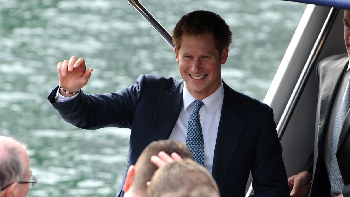 articles/2013/10/17/harry-s-late-night-trip-to-nando-s/harry-boat_lmlqii