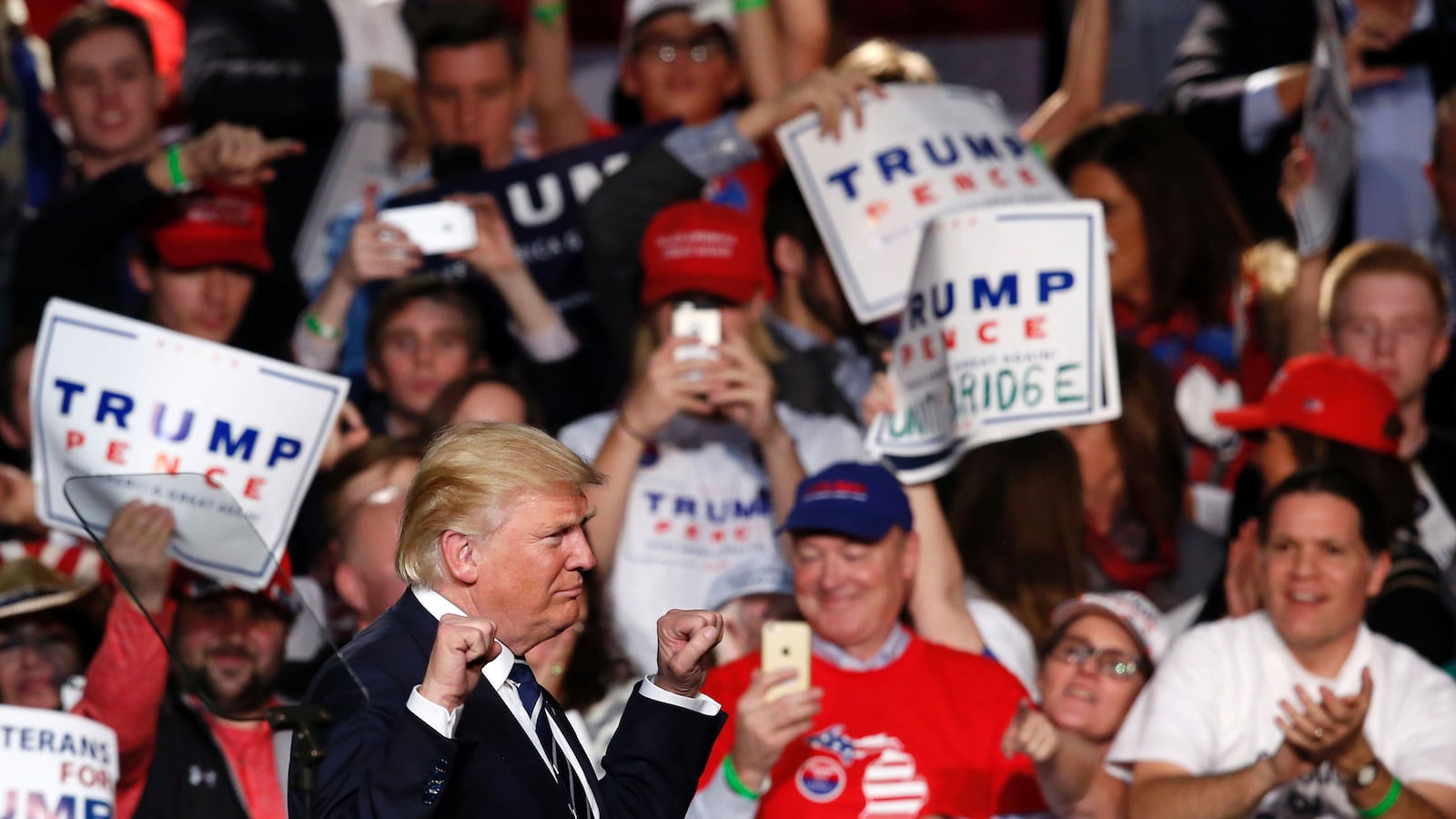 articles/2016/12/30/new-year-s-resolution-for-the-left-make-sure-multiculturalism-includes-white-people/161230-tomasky-liberal-white-2017-tease_svaw23