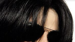 cheats/2009/02/15/jackos-neverland-auction/michael-jackson_knvlgq