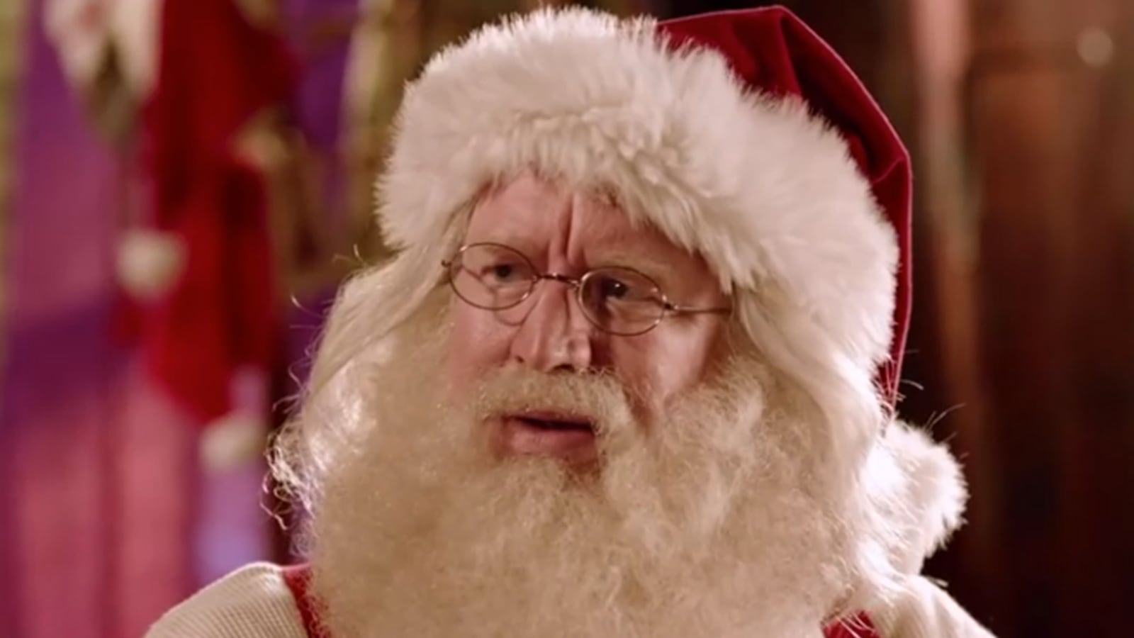 videos/2015/12/07/santa-s-naughty-list-leaked-with-familiar-faces/151207-santa-norton-tease_fb799o