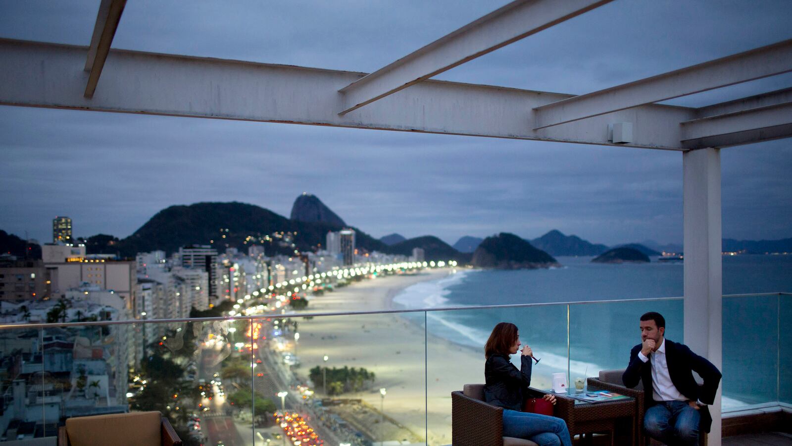 articles/2013/12/28/14-travel-predictions-for-2014/131219-travel-forecast-cnt-tease_detpob