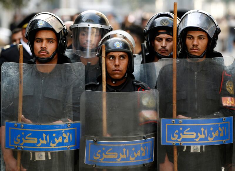 galleries/2011/01/26/demonstrations-in-egypt/egypt-protests---5_glourr