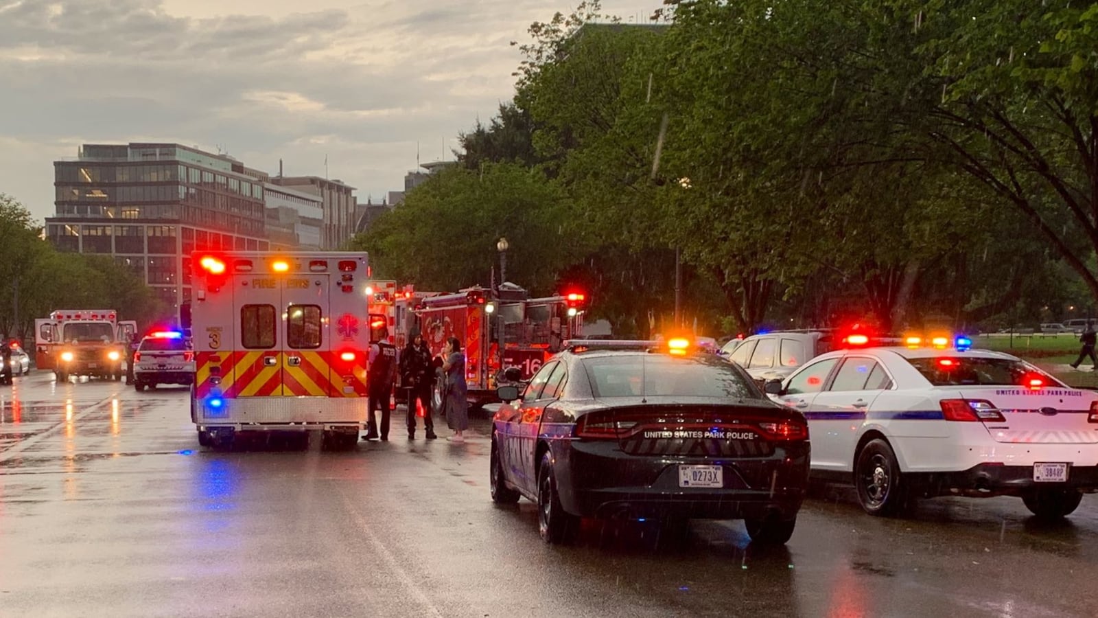 FZWmOkrXkAAlS8m_cun5xs