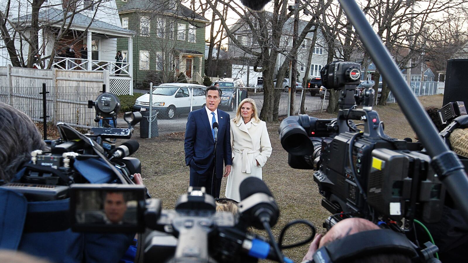 articles/2012/03/12/why-the-major-mainstream-media-hates-mitt-romney/romney-media-medved_kevzha