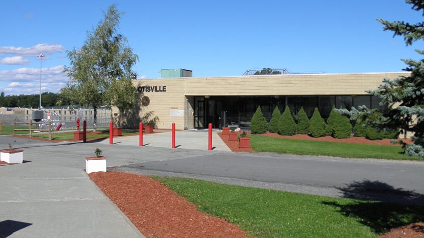 otisville new york measles visitor ban easter pessach passover