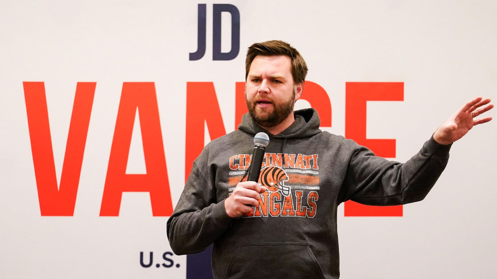 220422-Sollenberger-JD-Vance-tease_zjksas