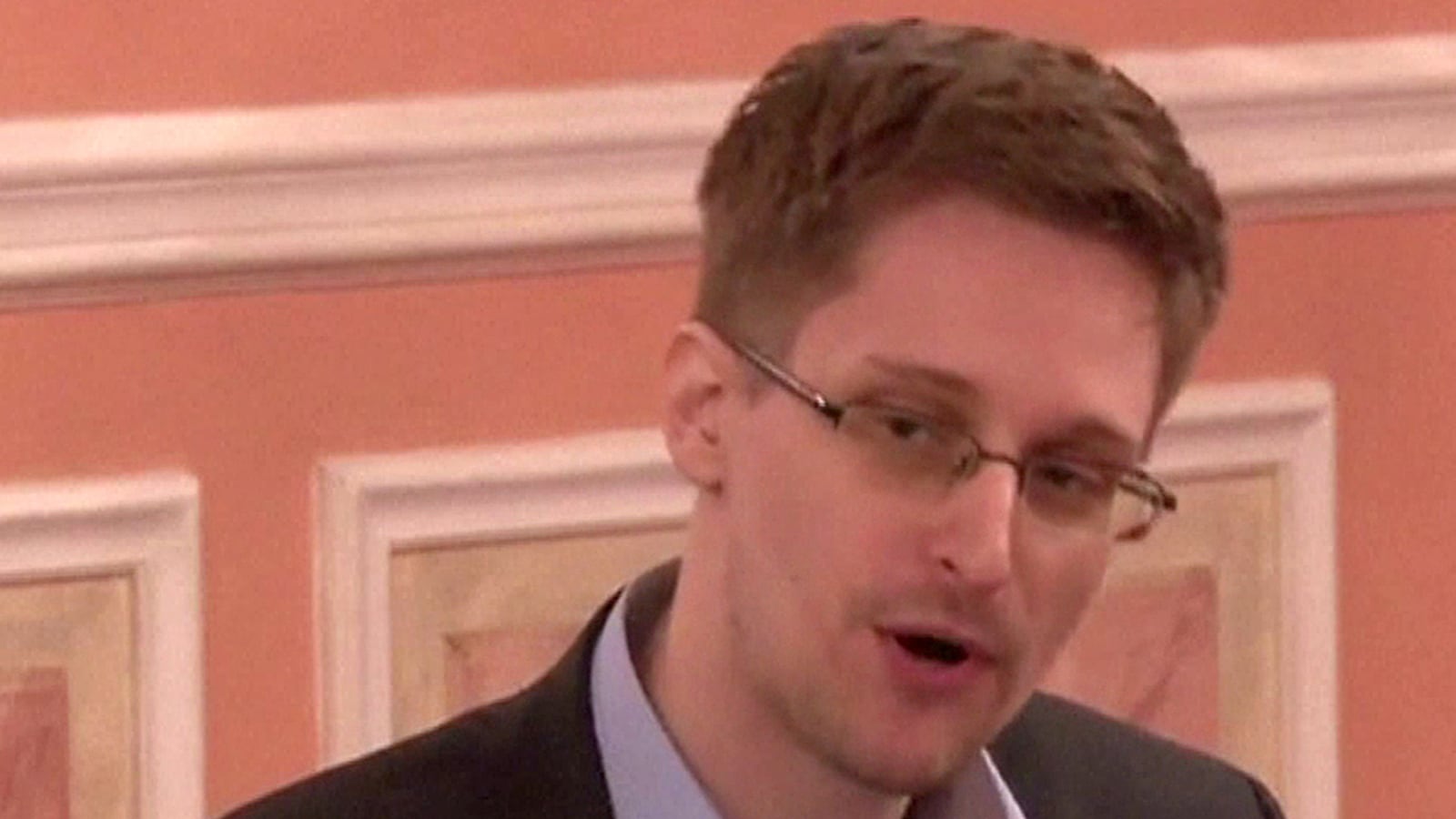 cheats/2013/11/01/snowden-the-truth-is-not-a-crime/131031-snowden-job-cheat_daoh3z