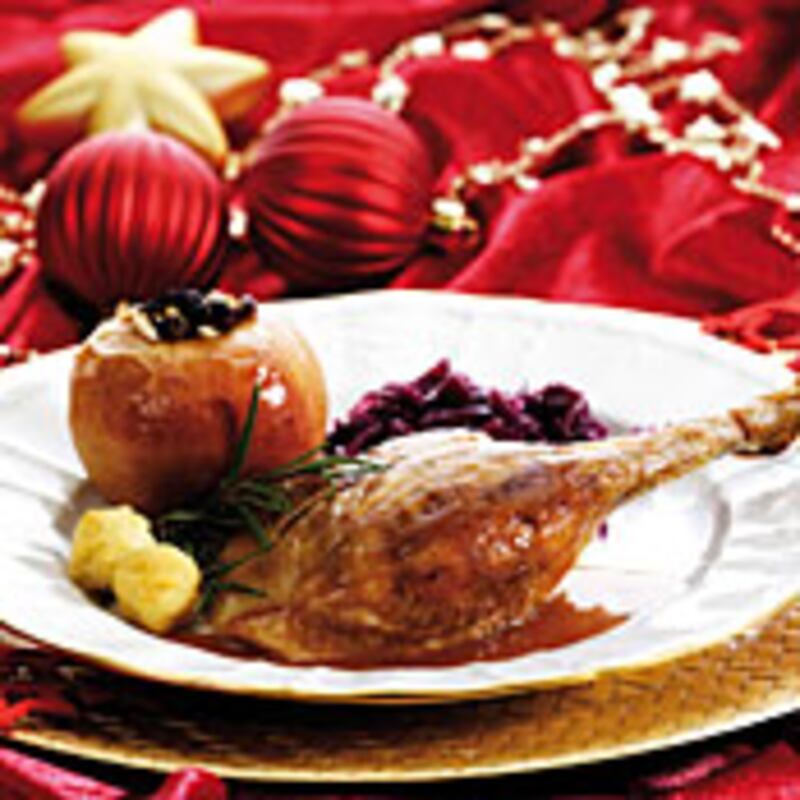 articles/2009/12/18/5-recipes-to-feed-a-hungry-holiday-crowd/5-holiday-recipes_70304_b6rayw
