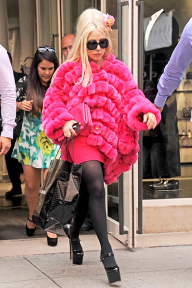 galleries/2012/08/10/naomi-campbell-to-ryan-lochte-7-best-dressed-5-worst-dressed-people-of-the-week-photos/best-worst-fashion-810-gaga-pink_wfuxoz