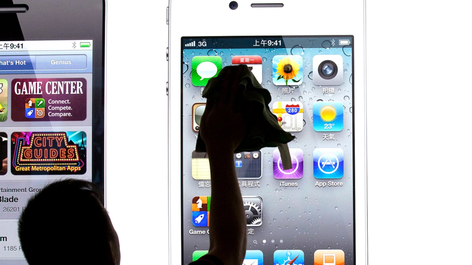 cheats/2011/10/06/apple-faces-challenges-without-jobs/apple-next-steps-cs_kajuey