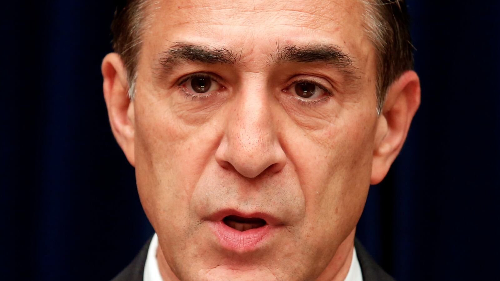 cheats/2015/10/09/darrell-issa-i-may-run-for-speaker/151009-issa-cheat_k2bgfk